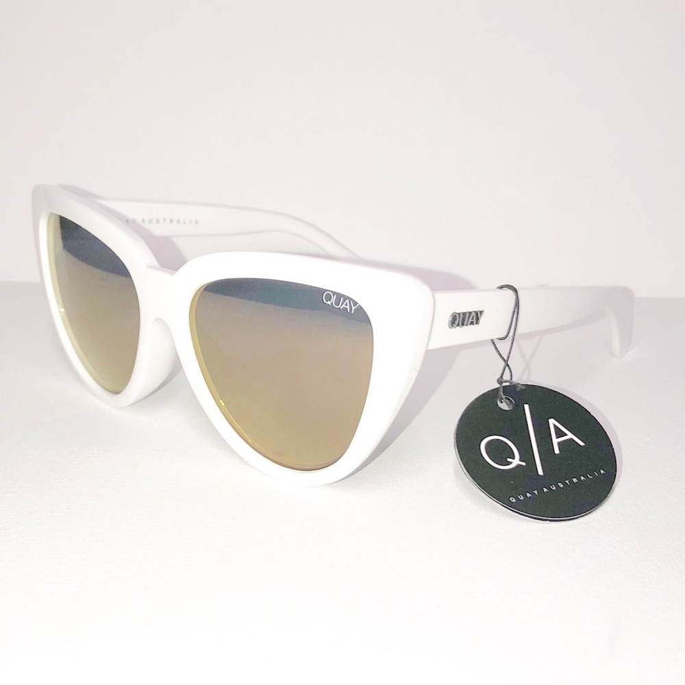 Quay StrayCat White Gold Mirror Smoke Lens Sunnies - Picture 3 of 12